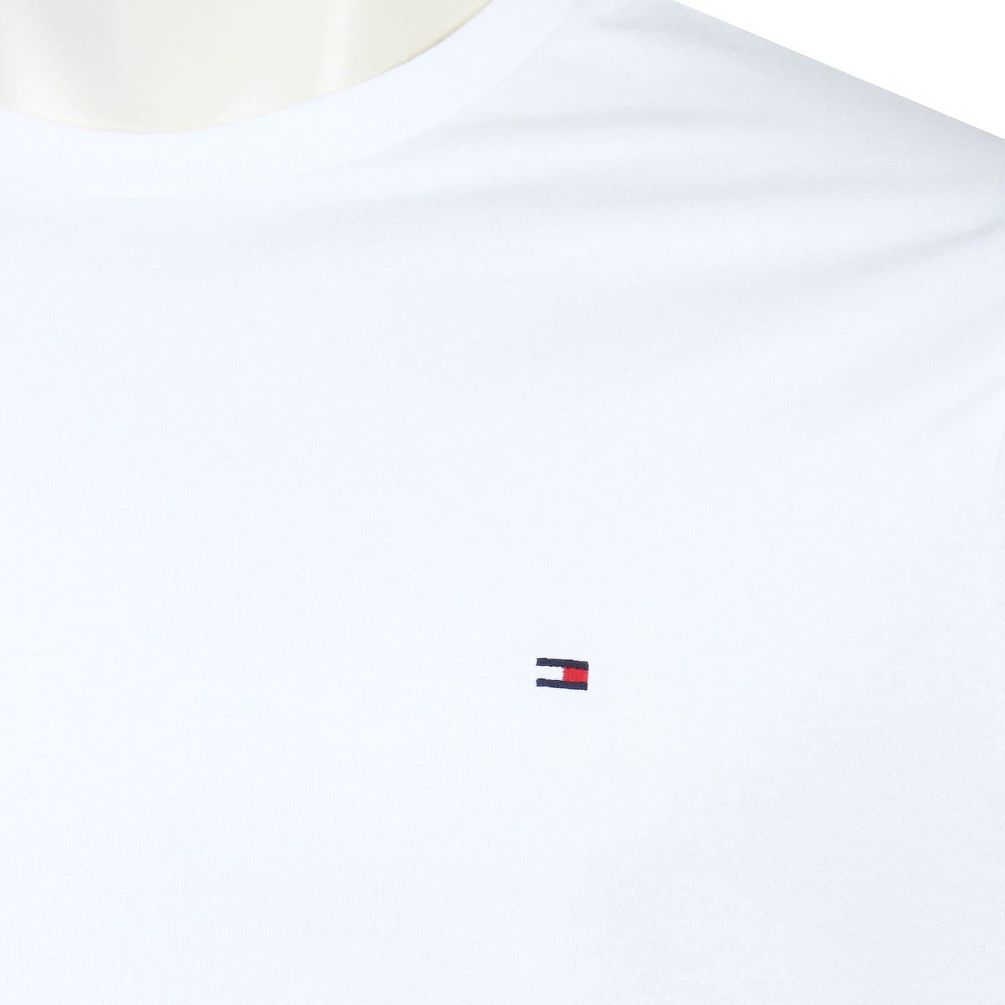 Tommy Hilfiger Plus Size Regular Solid T-Shirt White
