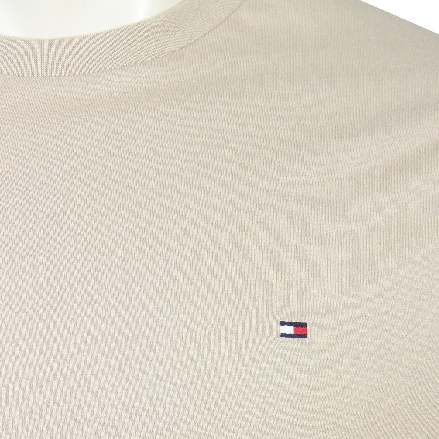 Tommy Hilfiger Plus Size Regular Solid T-Shirt Sandalwood