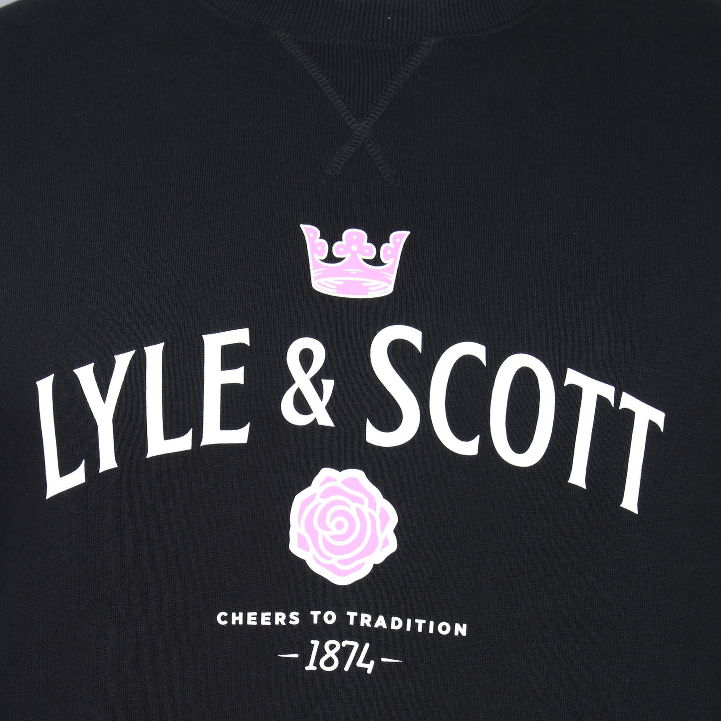 Lyle & Scott Plus Size Cheers To Tradition Sweatshirt Jet Black